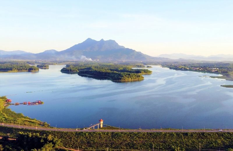 Seize the vibrant spirit of Hanoi Travel